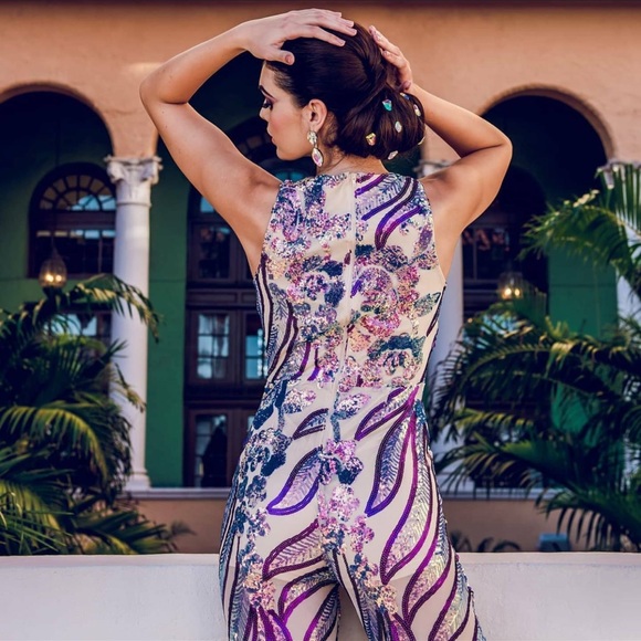 Amazing Jumpsuit - Picture 5 of 9